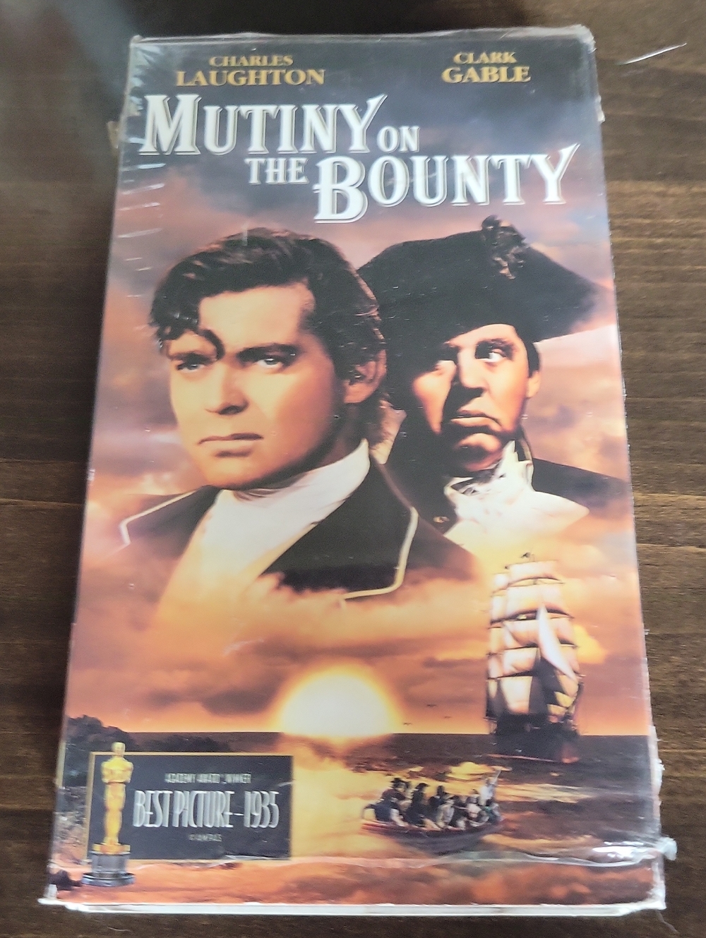 Mutiny on the Bounty Vintage VHS Movie Cover - Black/Brown Artwork